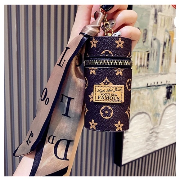 💝Boutique 🌺Luxury Inspired🔑Keychain🤎 - Picture 6 of 6